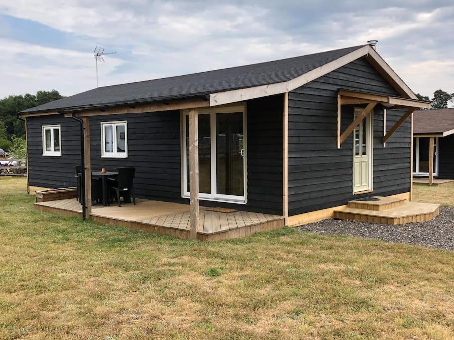 Nightjar Lodge - Adults Only Lackford Eksteriør bilde